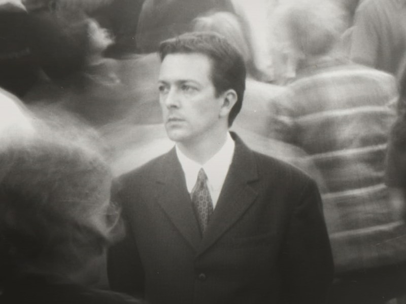 Following (1999) Review